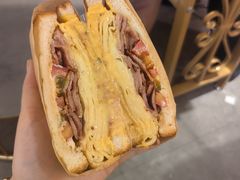 -Al Salam莫的三明治