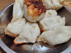 -黄阿姨锅贴大王(万航渡路店)