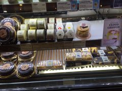 面包甜点陈列柜-多乐之日(和平伊势丹店)