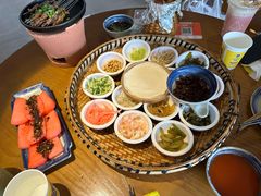 -包整·丝娃娃(一览甲秀楼风景店)