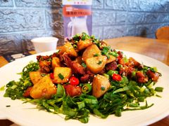 -兔行天下-鸿鹤鲜锅兔(中海国际店)