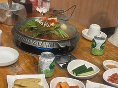 -喇喇排骨火锅·传统韩式脊骨汤(望京西园总店)