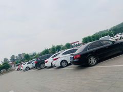 -窦店服务区-停车场