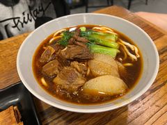 -醉牛腩·面小馆