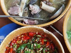 -汤锅大王(新平曹苏黄牛汤锅有限公司)