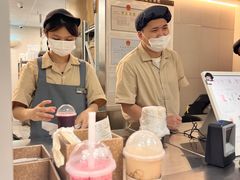 -喜茶(上海淮海中路渔阳里店)