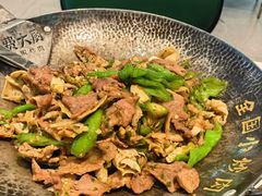 -费大厨辣椒炒肉(黄兴中心广场店)