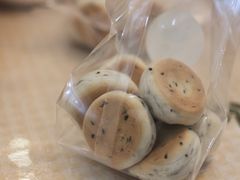 -沁屋面包店(人民东路店)
