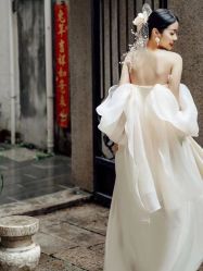 -艾米婚纱&婚礼策划