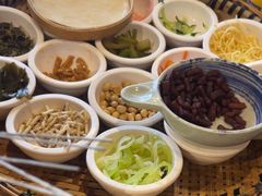 -包整·丝娃娃(一览甲秀楼风景店)