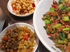 -富正毅三下锅(体育馆店)