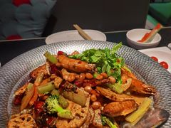 -辣尚瘾·烤鱼·新川菜(牡丹园直营店)