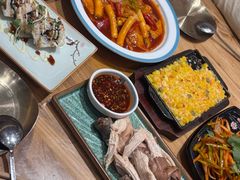 -青瓦餐厅·生鱼片·韩园烤肉(西塔店)