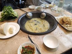 -陈大锅·岳阳鱼馆·地道岳阳菜(美食街店)