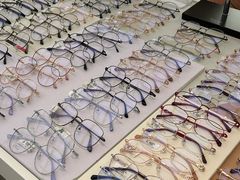 -青山良镜(中国丹阳国际眼镜城店)