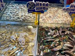 -领鲜活海鲜榴莲自助火锅(东门店)