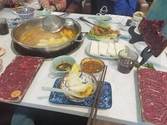 -小遇春麦·百香果鲜牛火锅·空中花园音乐餐厅(大学城店)