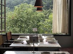 靠窗位-素描餐厅(灵隐天竺店)