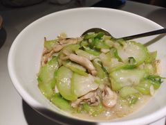 -费大厨辣椒炒肉(高铁吾悦广场店)