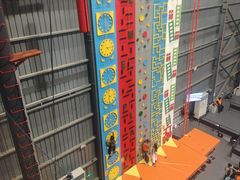 -极限PLAY运动娱乐新世界·团建派对潮玩休闲馆·室内蹦极高空游乐园