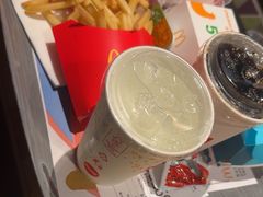 -麦当劳(中山公园龙之梦店)