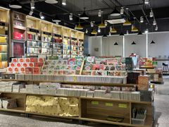 -雨丝书店(综合商业楼店)