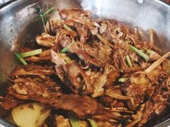 主打的干锅鸭头-安诚居干锅鸭头(八角店)