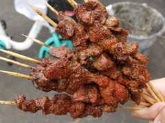 -劳动公园新疆人烤腰子