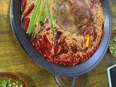 -黄潇洒老火锅(九眼桥宏济巷店)