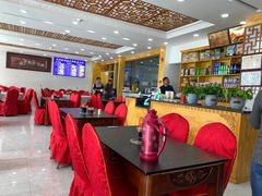 大堂-撒拉人家.酸菜牦牛肉火锅