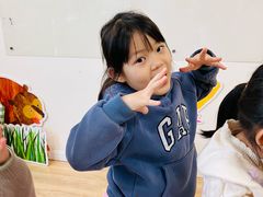 -猴有戏教育戏剧·音乐剧·主持口才·演讲朗诵辩论(环球港华师大校区)