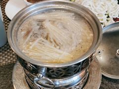 -上海齐鲁万怡大酒店·辣椒屋咖啡厅