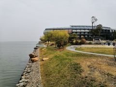 -上海滴水湖皇冠假日酒店