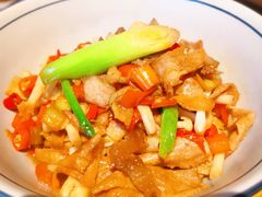 -寻钵记民菜馆·正宗常德钵子菜(滨湖路店)