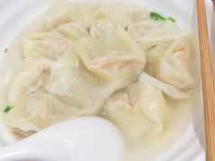 刀鱼馄饨-老半斋(福州路店)