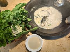 -陈大锅·岳阳鱼馆·地道岳阳菜(美食街店)