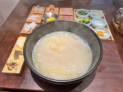-银米·云南传统过桥米线(双廊黑金冠店)