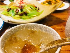 -滇香肴·云南菜蒸汽石锅鱼(云南北路店)