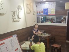 大堂-阿坤传统手工小吃(沙坪坝店)