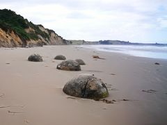 -摩拉基大圆石