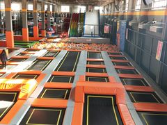 -嗨蹦Hi Boom蹦床工厂·蹦床公园