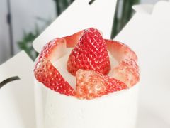 季节限定草莓蛋糕-芝语甜品