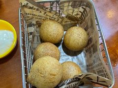 -BHC炸鸡(明洞总店)