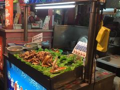 -六合夜市