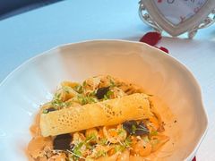 -弦月窗LUNETTE BY AMANDA(复兴路店)