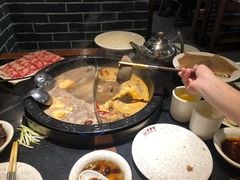 -周周有辣火锅馆(玖耀里店)