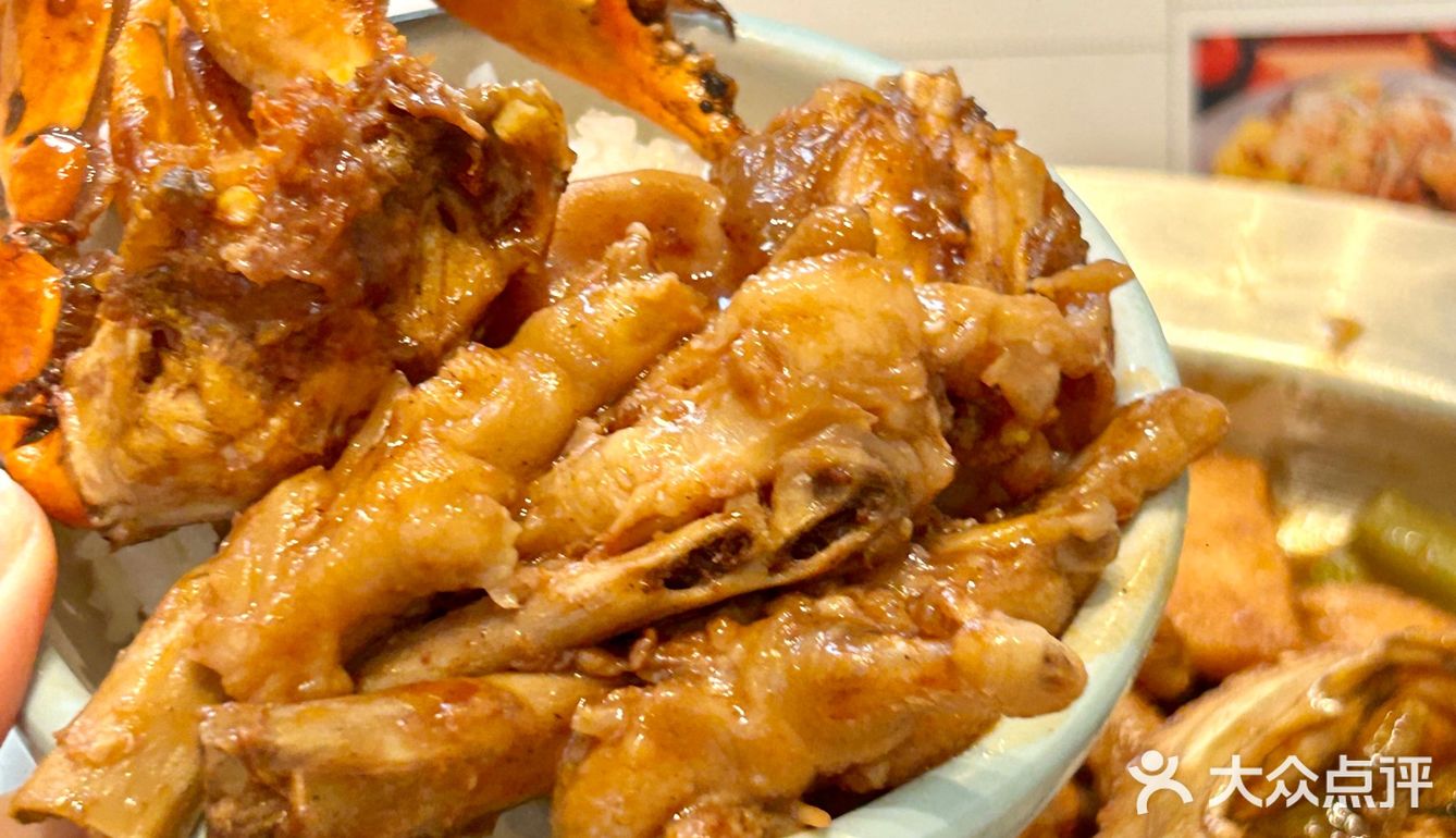 都好好吃！他们家有二楼哦 位置很大 还有自助的东西！