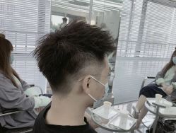 -COMO SALON 烫染可茉发型