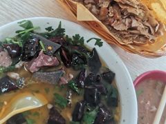 -洪峰浩老北京烧饼夹肉(角门路店)