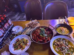 -爱啤精酿·民谣酒馆(滨江店)